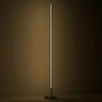 Solara Contemporary Outdoor Floor Lamp | Mennts