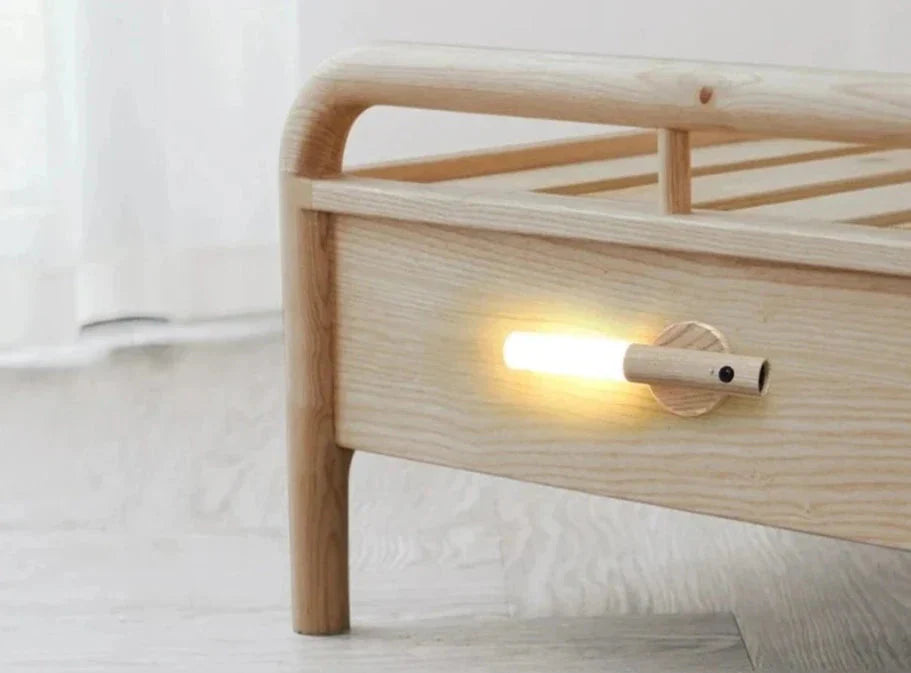 Arden Light Stick | Mennts