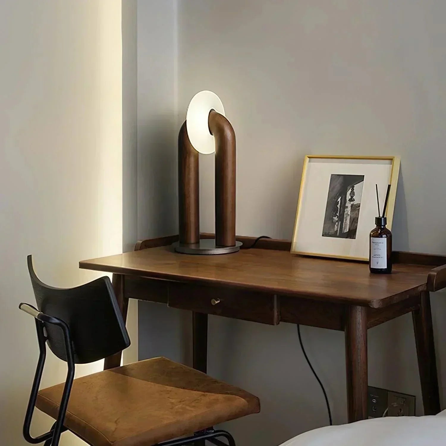 Mirella | Arch-Shaped Light | Mennts