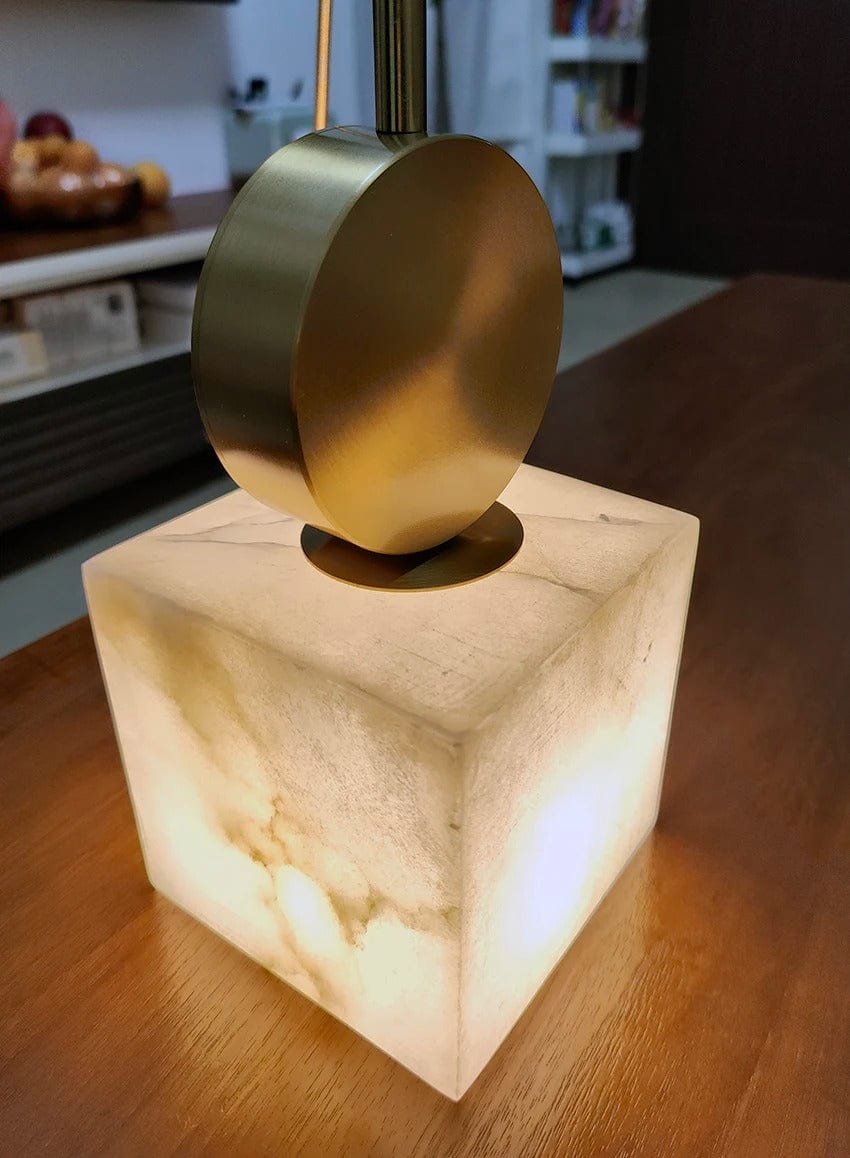 Lunette | Marble and Gold Pendant | Mennts